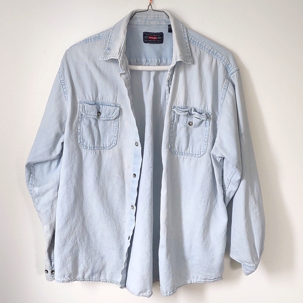 Wrangler Men's Large Long Sleeve Denim Shirt